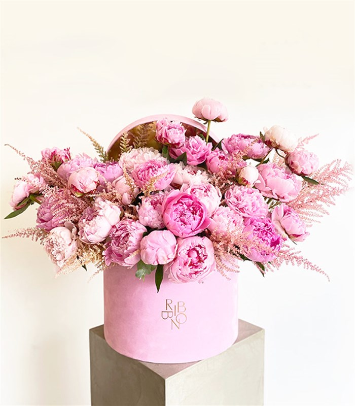 Grand Deluxe Pembe Kutuda 30 Pembe Şakayık