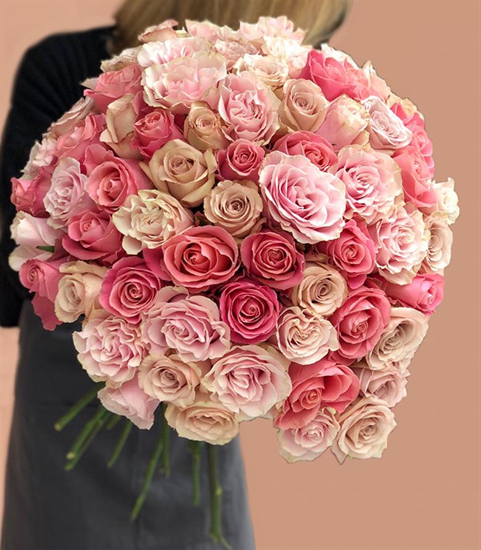 Royal Deluxe 75 Pembe Somon Güller Buketi
