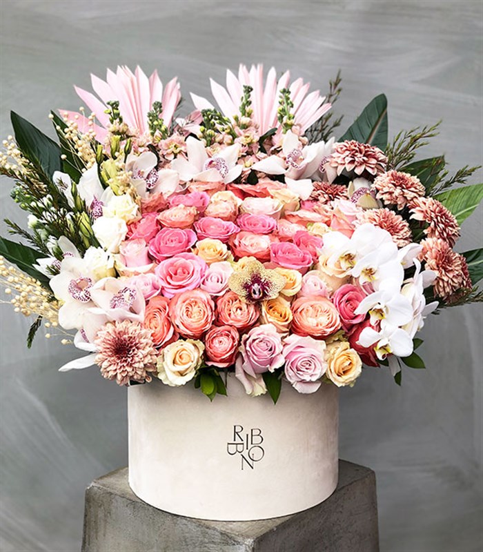 Rosaline Royal Deluxe Somon Pembe Kutu Çiçek