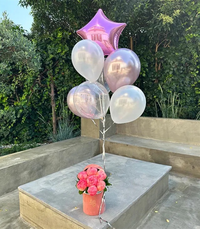Pembe Confetili Yıldızlı Uçan Balon Seti  — görünüm 4