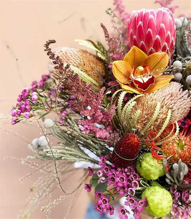 Pretty Woman Protea Banksia Lucas Tropical Buket Limited Edition — görünüm 3