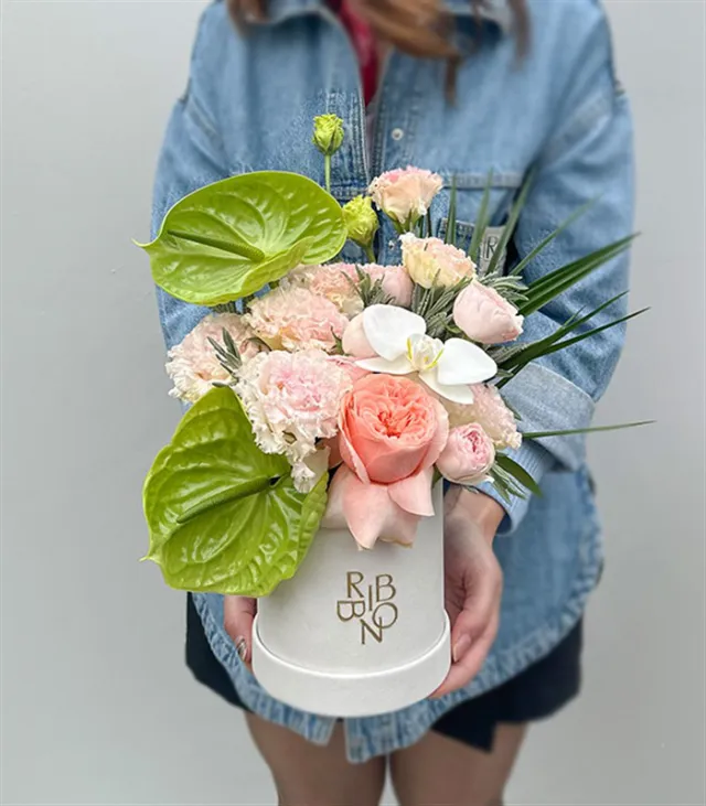 Buds of Verona Vizon Mini Kutuda Pastel Çiçekler — görünüm 3