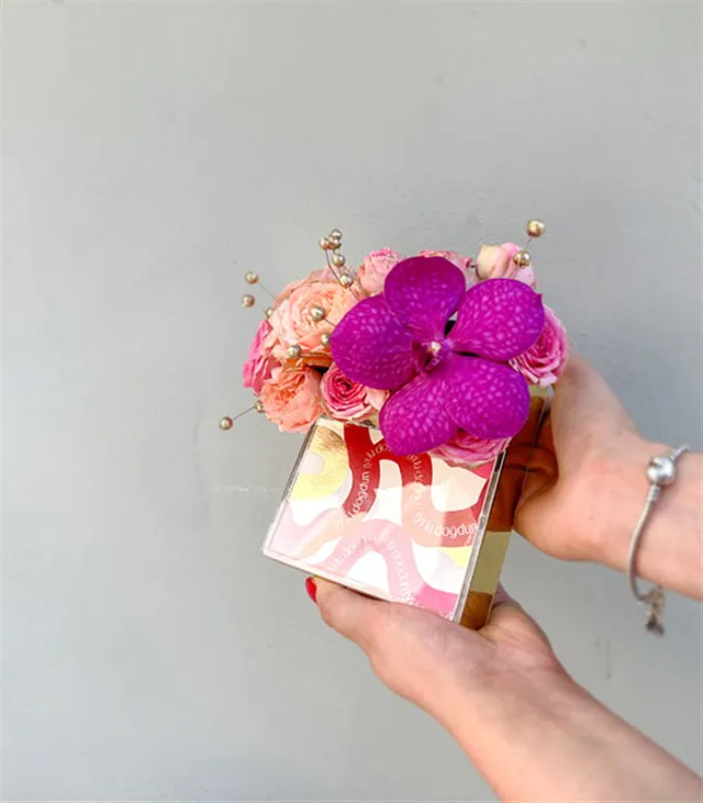 İyi Ki Doğdun Pembe Çiçekli Mini Çikolata — görünüm 4