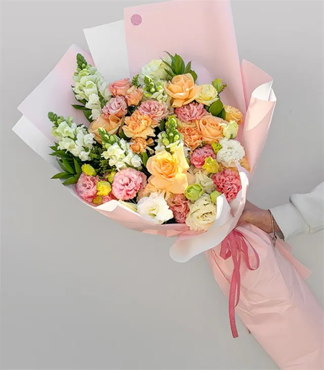Deluxe Sheryl Kayısı Gül Beyaz Çiçekler Buketi — görünüm 4