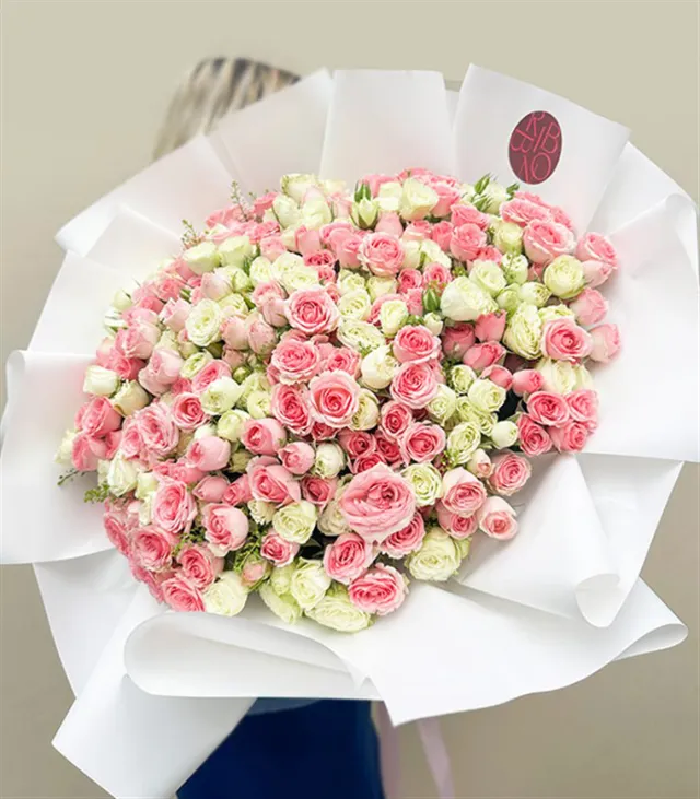 Royal Deluxe 101 Beyaz Pembe Çardak Gül Buketi — görünüm 3