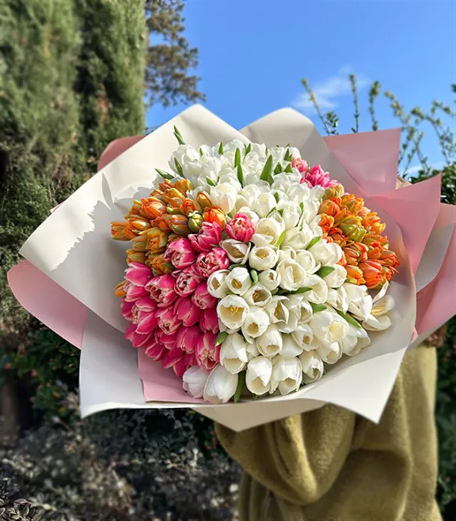 200 Rengarenk Lale Bahçesi Buketi Royal Deluxe