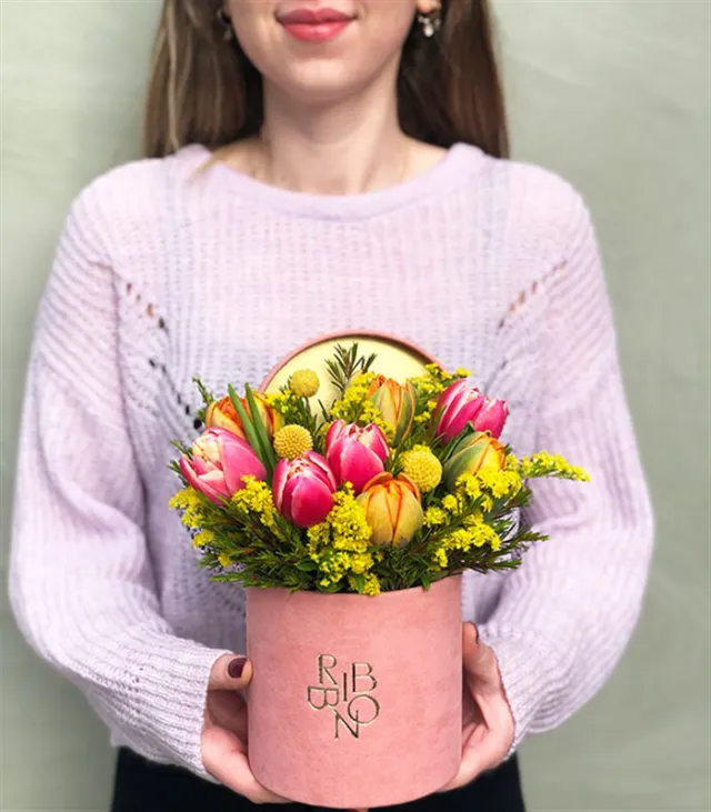 Lucia Rengarenk Mini Kutu Laleler — görünüm 3