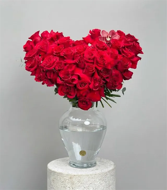 Red Heart Deluxe Bordo Vazoda Kalp 41 Kırmızı Gül Aranjmanı — görünüm 4
